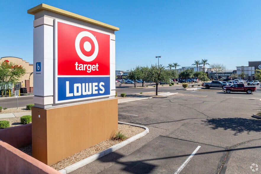 More Photos Of 13375 W Grand Ave, Surprise General Retail For Lease