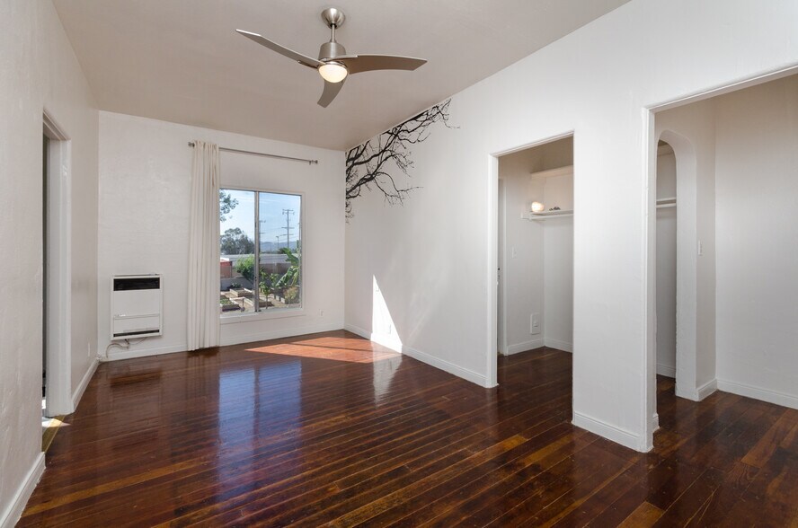 More Photos Of 2300 Bellevue Ave, Los Angeles Apartments For Sale