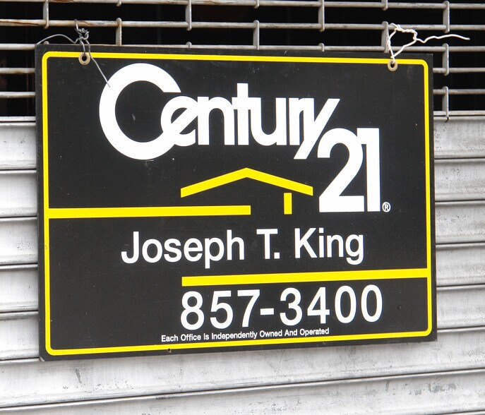 More Photos Of 410 Utica Ave, Brooklyn Storefront Retail Office For Sale