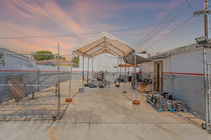 More Photos Of 16529 Lakewood Blvd, Bellflower Auto Repair For Sale