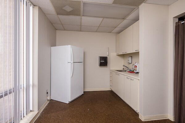 More Photos Of 1749 Gordon Hwy, Augusta Bank For Lease
