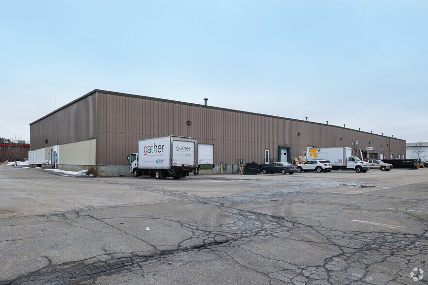 More Photos Of 210 West Rd, Portsmouth Light Distribution For Lease