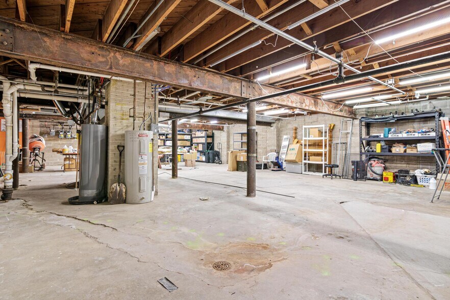 More Photos Of 5611 Chicago Ave, Minneapolis Storefront For Sale