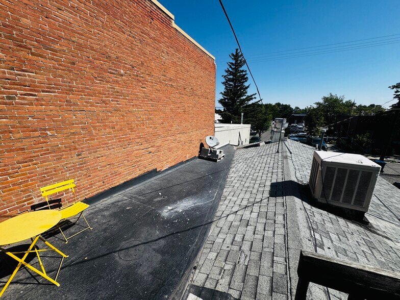More Photos Of 118 N Main St, Livingston Storefront Retail Residential For Sale