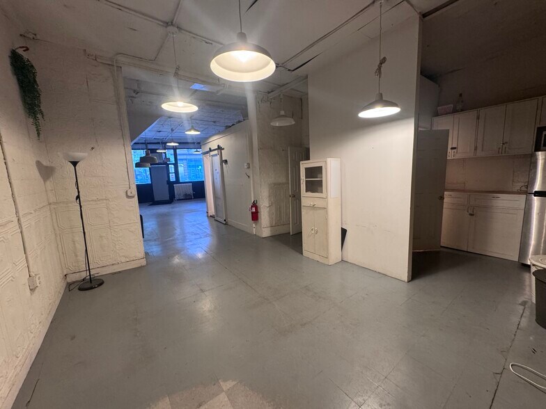 More Photos Of 188 Broadway, Brooklyn Storefront Retail Residential For Lease