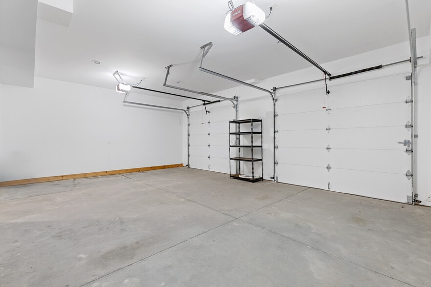 More Photos Of 5735 Archer Ave, Cumming Apartments For Sale