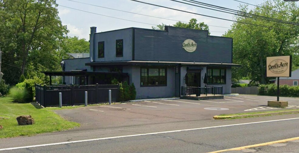 More Photos Of 5691 Easton Rd, Pipersville Restaurant For Sale