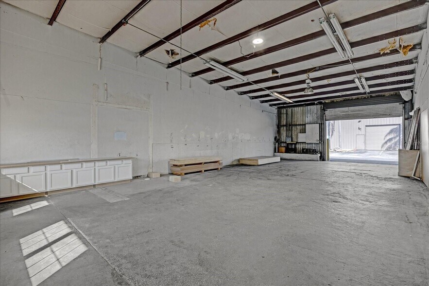 More Photos Of 904 Jan Mar Ct, Minneola Industrial For Sale