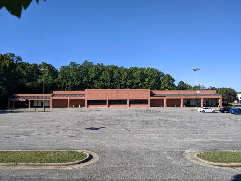 More Photos Of 4-8 Elmhurst St, Newport News Unknown For Lease