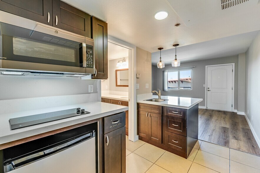 More Photos Of 801 National City Blvd, National City Multifamily For Sale