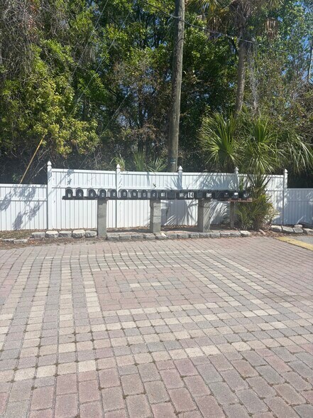 More Photos Of 12300 Phillips Ln, Gibsonton Manufactured Housing Mobile Home Park For Sale