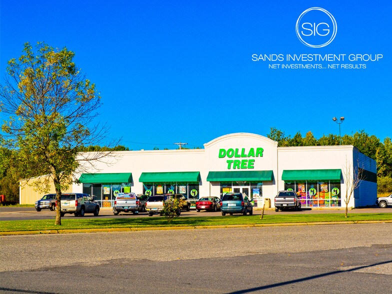 More Photos Of 1905 Valley Pine Cir, International Falls Storefront For Sale