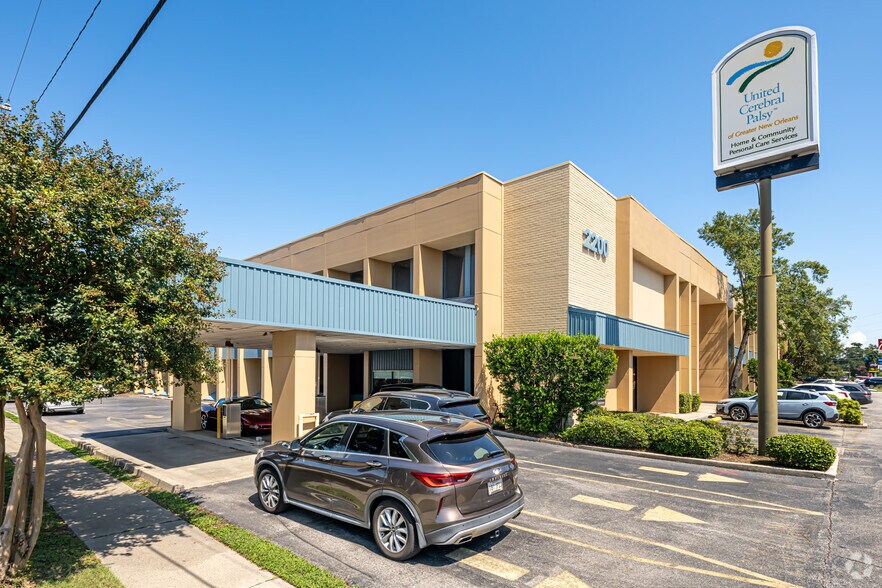 More Photos Of 2200 Veterans Memorial Blvd, Kenner Office For Lease