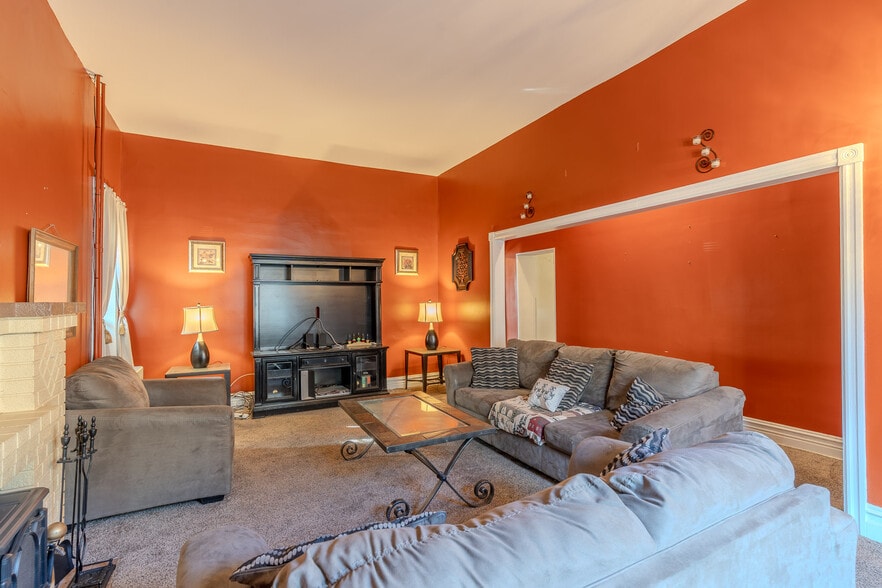 More Photos Of 359 W Tilghman St, Allentown Warehouse For Sale