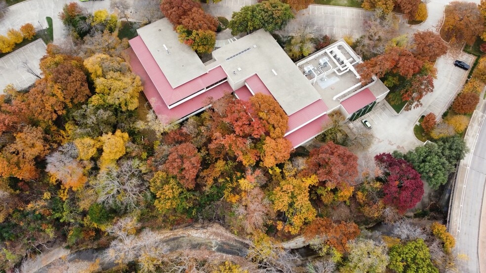 More Photos Of 222 Palisades Creek Dr, Richardson Office Residential For Sale