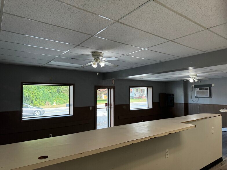 More Photos Of 167 Slater Ave, Jewett City Storefront Retail Office For Lease