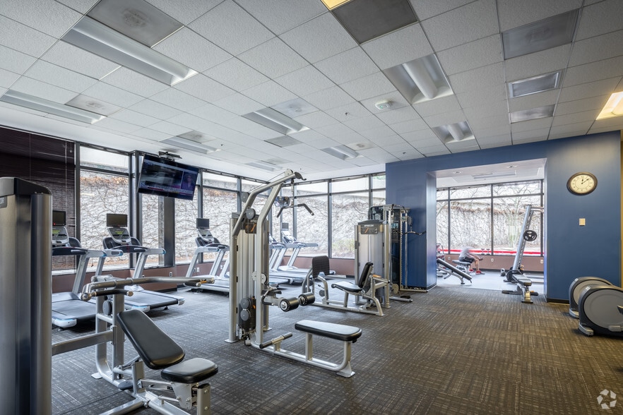 More Photos Of 3350 Riverwood Pkwy SE, Atlanta Office For Lease