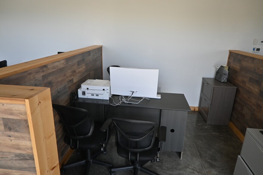 More Photos Of 3370 Rouse Rd, Orlando Storefront For Sale