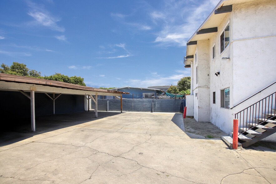 More Photos Of 8219 2nd St, Paramount Apartments For Sale