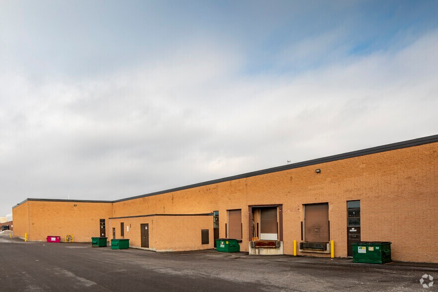 More Photos Of 2395 Drew Rd, Mississauga Warehouse For Lease