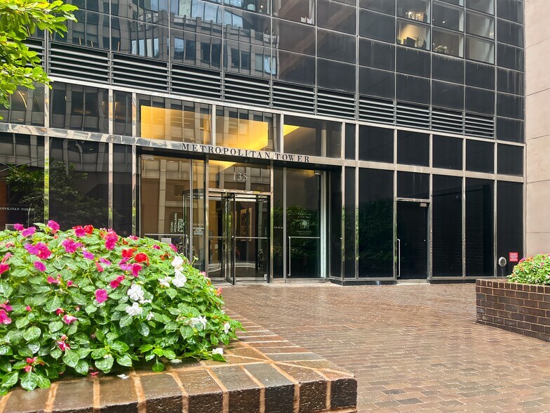 More Photos Of 142 W 57th St, New York Coworking Space