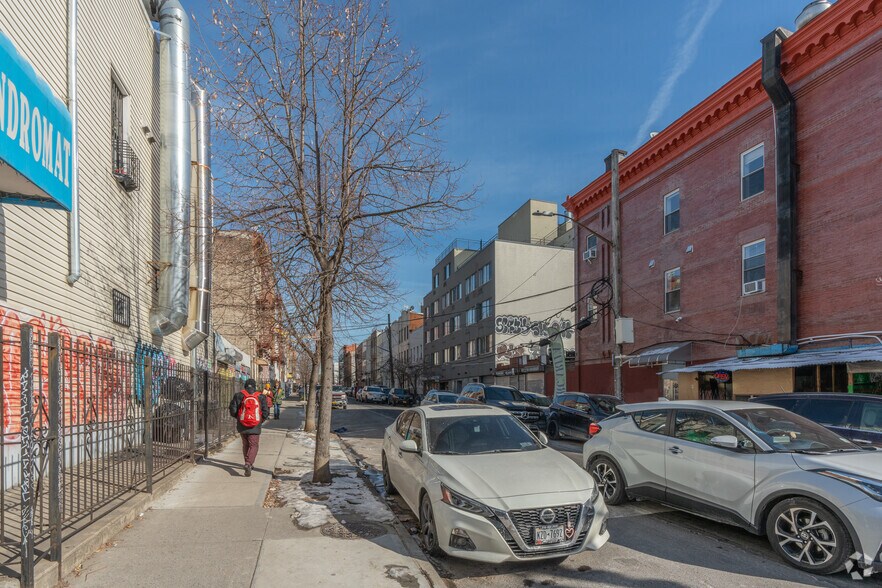 More Photos Of 286 Stanhope St, Brooklyn Apartments For Lease