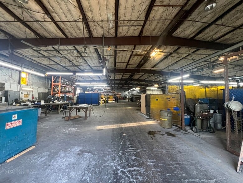 More Photos Of 6012 E 31st St, Bradenton Warehouse For Lease