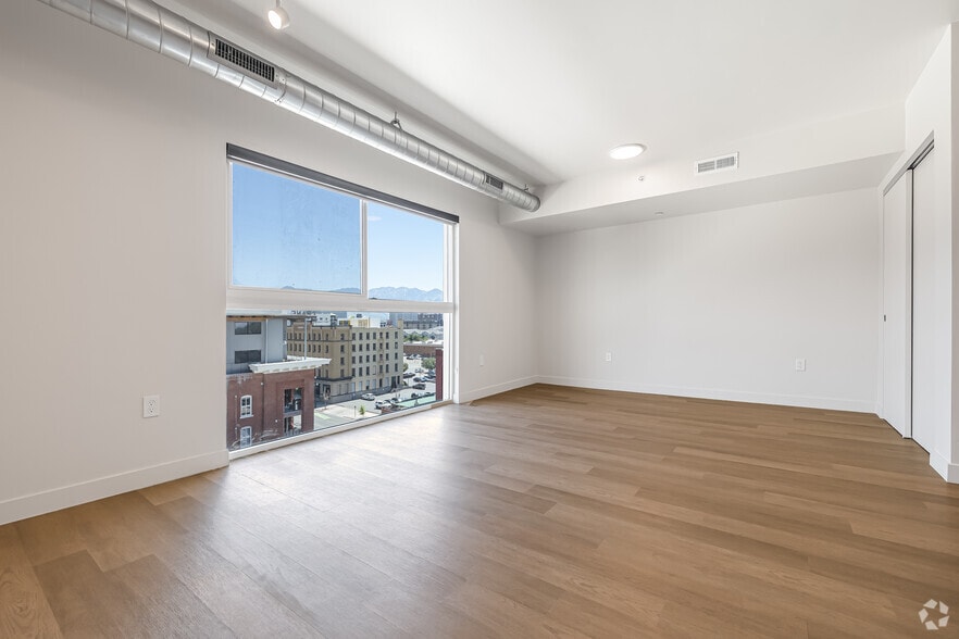 More Photos Of 360 W 200 S, Salt Lake City Apartments For Lease