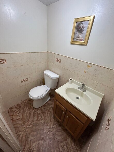 More Photos Of 1025 Rogers Ave, Brooklyn Storefront For Lease