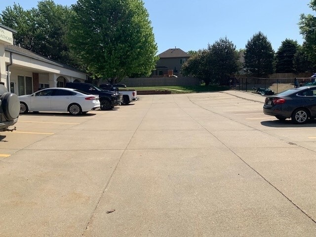 More Photos Of 7160 S 29th St, Lincoln Medical For Lease