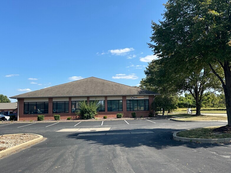 More Photos Of 640 Pierce Blvd, O'Fallon Medical For Lease