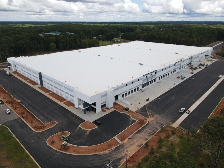 More Photos Of 1415 Peeler Rd, Salisbury Unknown For Lease