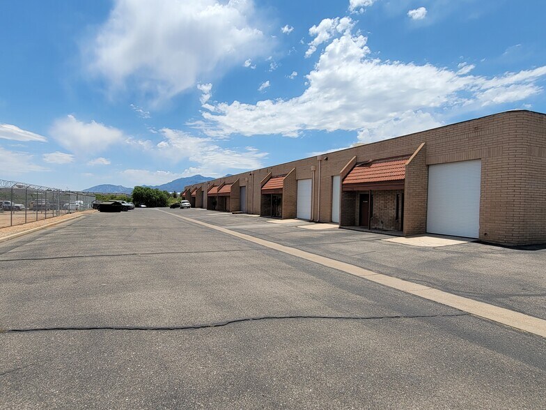 More Photos Of 4148 Industry Dr, Sierra Vista Warehouse For Lease