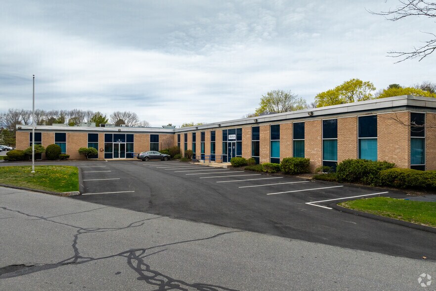 Primary Photo Of 3 Huron Dr, Natick Research And Development For Lease