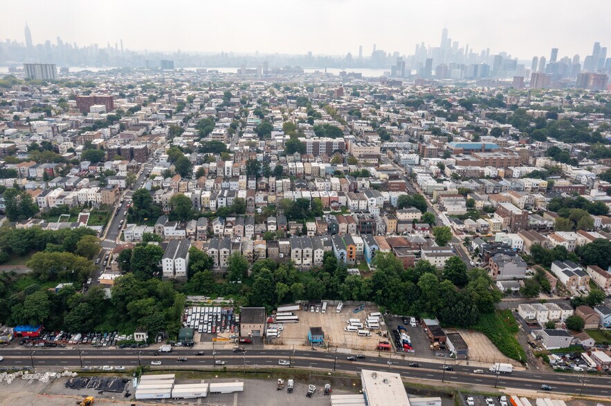 More Photos Of 574-614 Tonnelle Ave, Jersey City Land For Sale