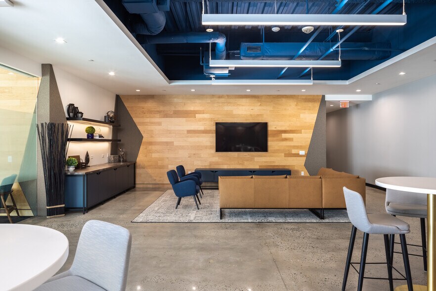 More Photos Of 5870 Trinity Pky, Centreville Office For Lease