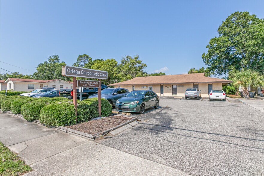 More Photos Of 6820 Saint Augustine Rd, Jacksonville Medical For Lease