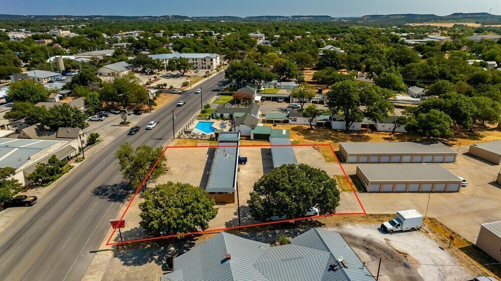 More Photos Of 405 S Washington St, Fredericksburg Carwash For Sale