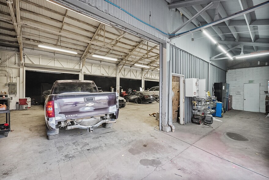 More Photos Of 1030 N Union St, Stockton Warehouse For Sale