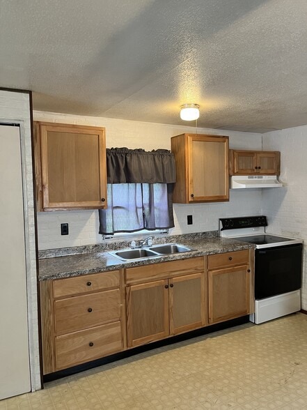 More Photos Of 15 Decasper Dr, Lewis Run Manufactured Housing Mobile Home Park For Sale