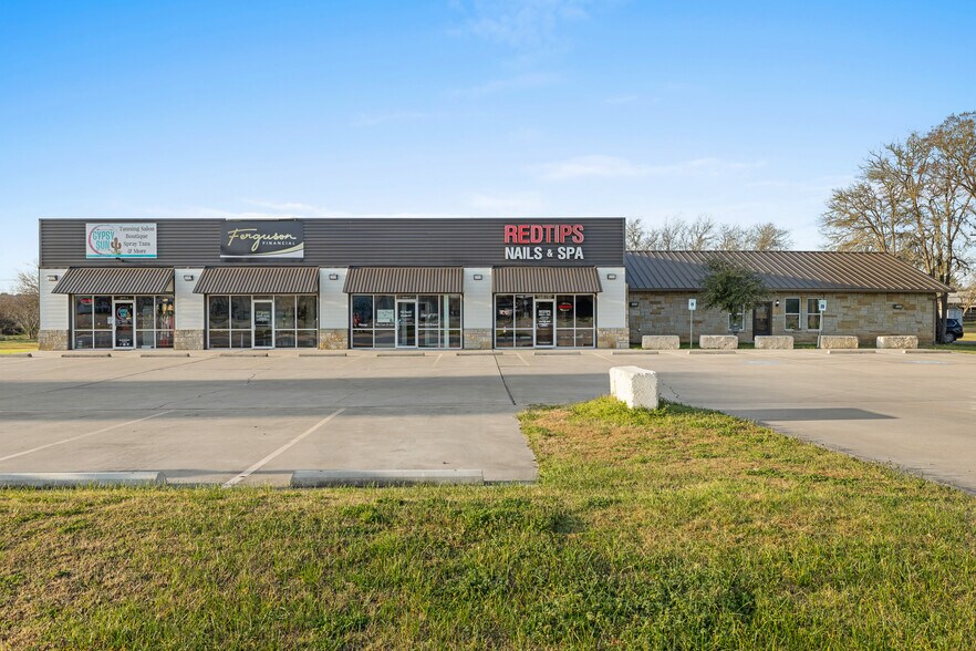 Primary Photo Of 1417 W State Highway 71, La Grange General Retail For Lease