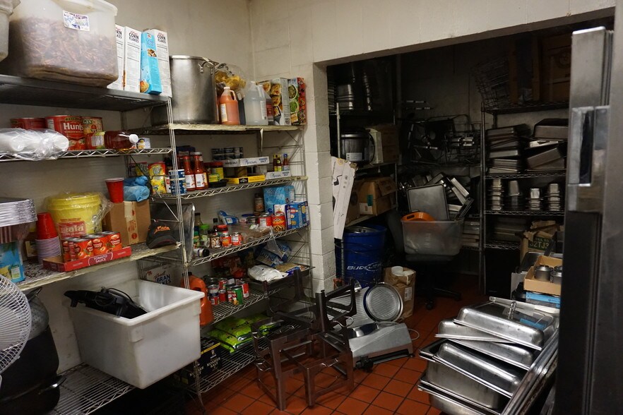 More Photos Of 2319 8th Ave, Greeley Restaurant For Lease