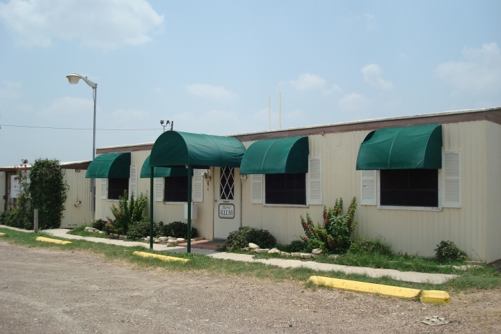 Primary Photo Of 5100 Riverside Dr, Laredo Truck Terminal For Lease