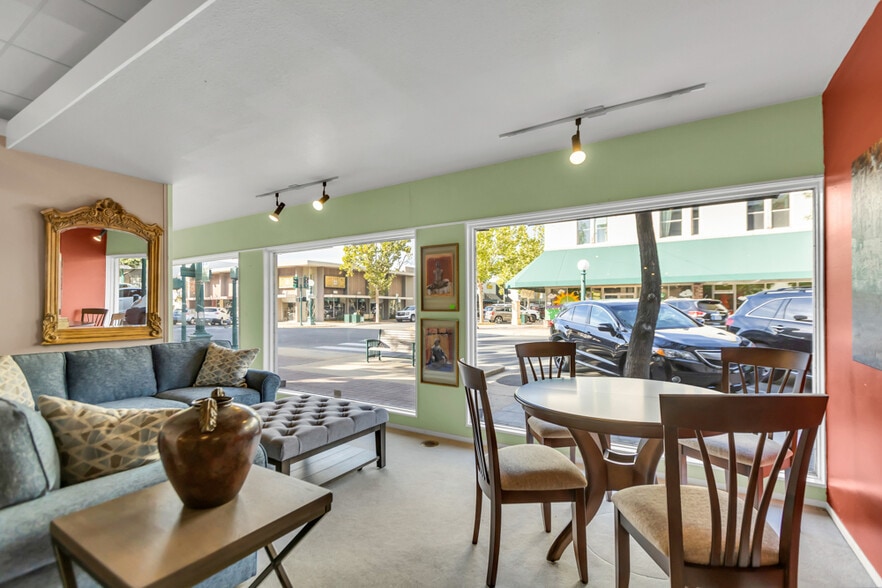 More Photos Of 10 S School St, Lodi Storefront Retail Office For Sale