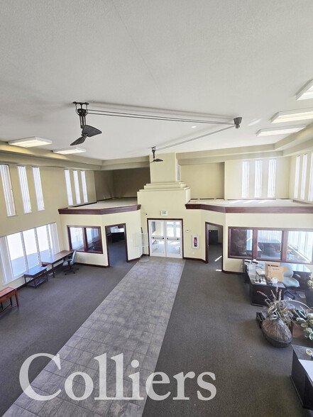 More Photos Of 1715 Pole Line Rd E, Twin Falls Bank For Sale