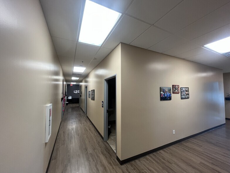More Photos Of 2333 N Pebble Creek Pky, Goodyear Storefront For Sale