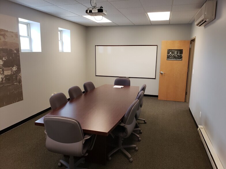 More Photos Of 113 S Main St, Lodi Loft Creative Space For Sale