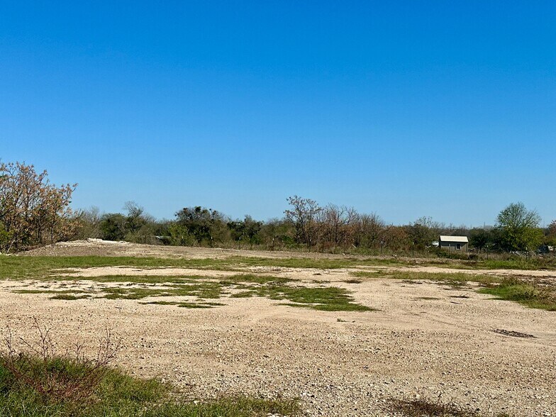 More Photos Of 1750 Farm To Market 1626, Buda Land For Lease