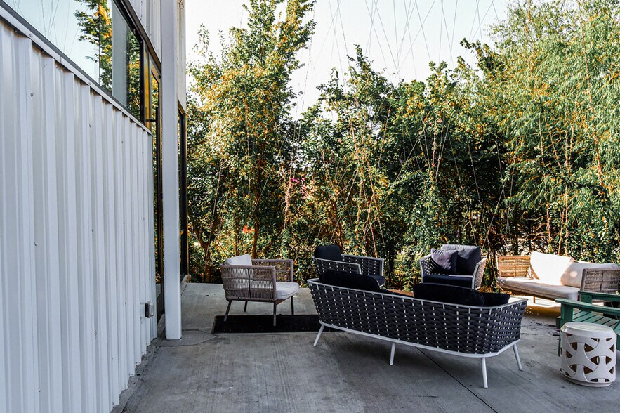 More Photos Of 700 SE 5th St, Bentonville Unknown For Sale