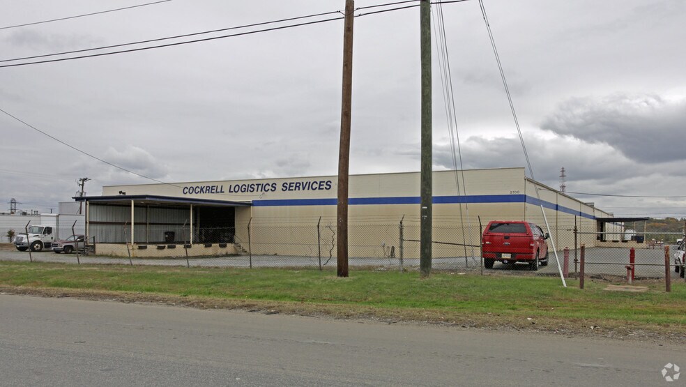 More Photos Of 2700 Deepwater Terminal Rd, Richmond Warehouse For Lease